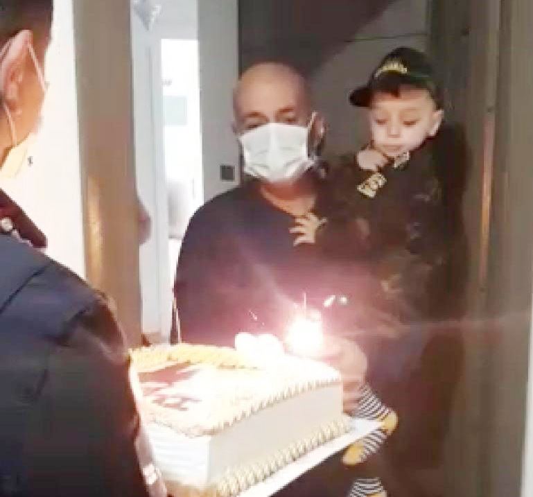 Jandarma, şehit oğlunun doğum gününü unutmadı