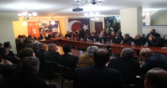 AK Parti Belediye Başkan Adayı Gürbüz,  mahalle başkanlarıyla bir araya geldi