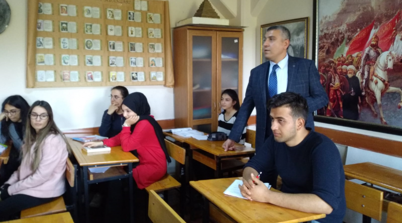 Meslek Liseliler, sanatsal etkinliklerde buluşuyor 