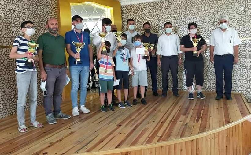 15 Temmuz Demokrasi ve Milli Birlik Günü Satranç Turnuvası yapıldı