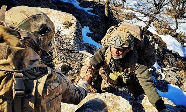 Terör örgütüne ait sığınak ve barınaklar yok edildi