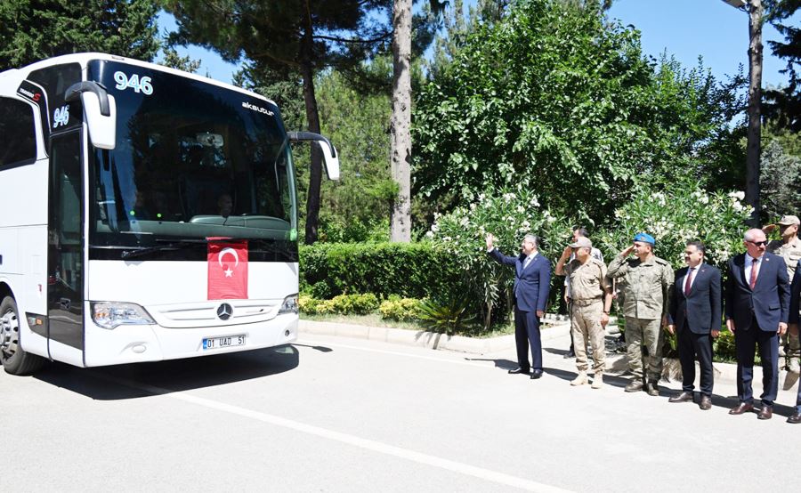 Komandolar ve aileleri duygulu anlar yaşadı 