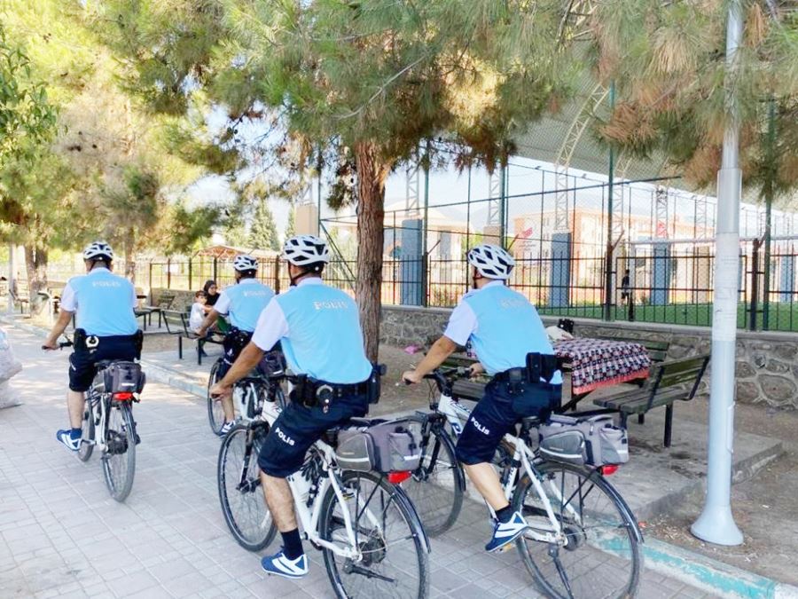 Bisikletli polis timi 