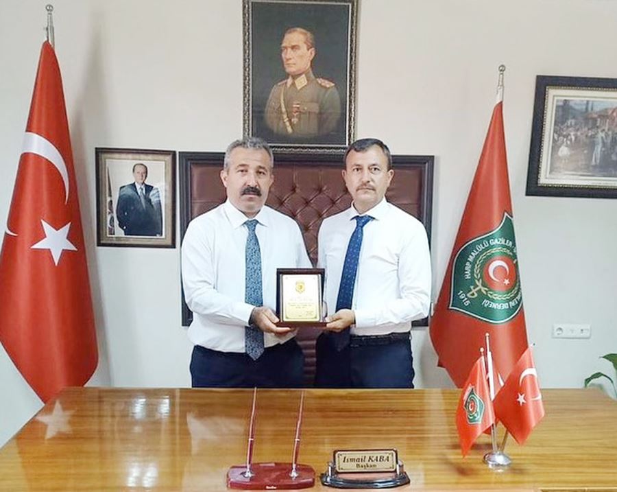 Şehit ve gazi ailelerimizin yanındayız 