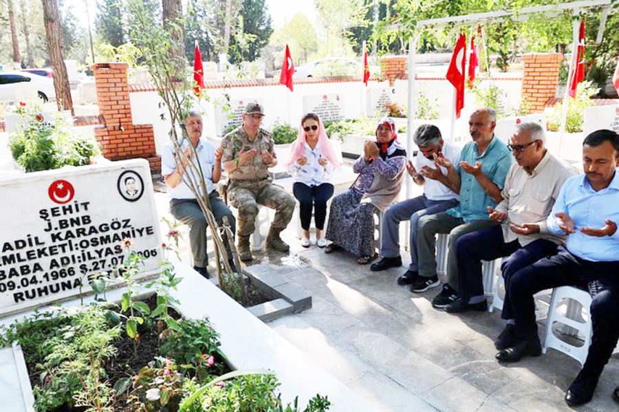 Şehadetinin 17.yıldönümünde dualarla anıldı 