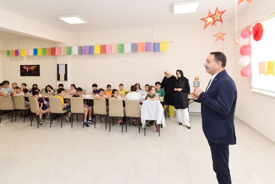 Milli ve manevi değerlerimizi öğreniyorlar 