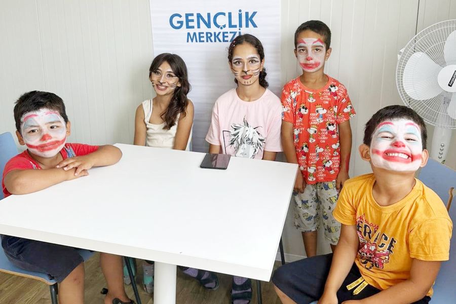 Minikler, farklı renkler ve desenlerle kendilerini ifade etti