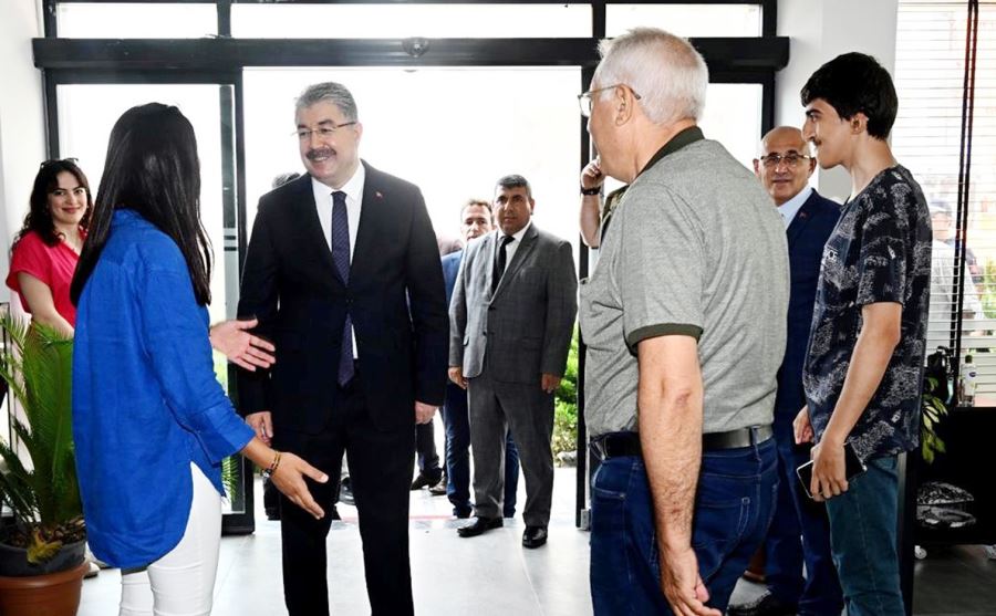 Esnafın sorunları yerinde tespit ediliyor