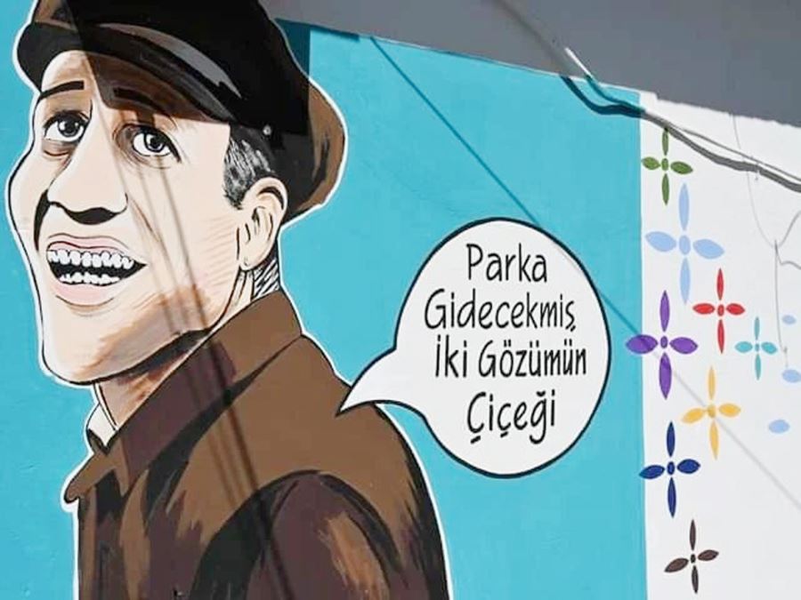 Görenler, dönüp bir daha bakıyor 