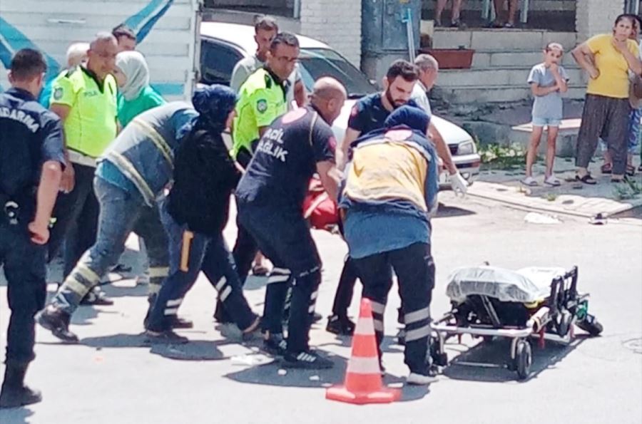 Trafik kazasında hayatını kaybetti