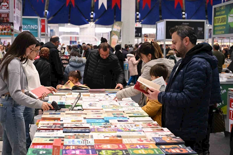 7. Isparta Kitap Fuarı’na yoğun ilgi
