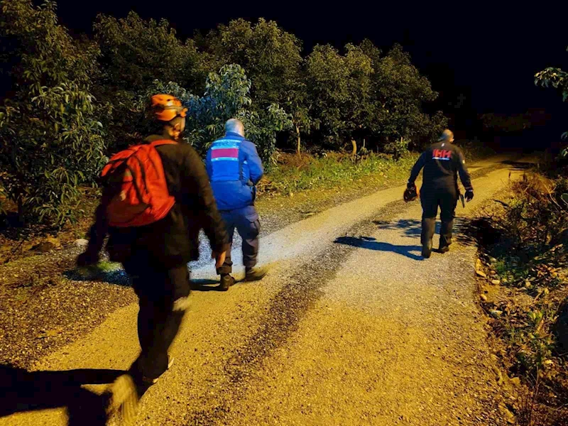 Misafirliğe geldiği evin önünden kaybolan çocuk için ekipler alarma geçti
