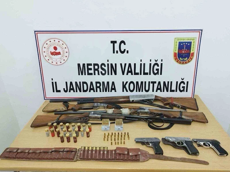 Mersin’de 3’ü tabanca 7 silah ele geçirildi
