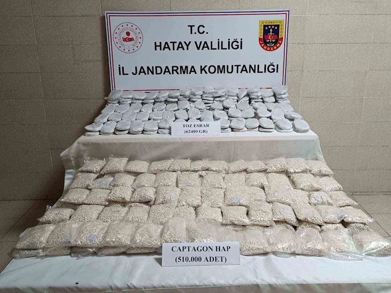 Hatay’da 87 kilo 990 gram captagon hap ve 62 kilo 400 gram toz esrar ele geçirildi
