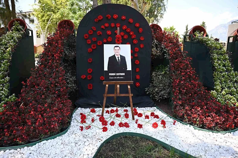 Kemer’de Başkan Zeyrek için anma alanı oluşturuldu
