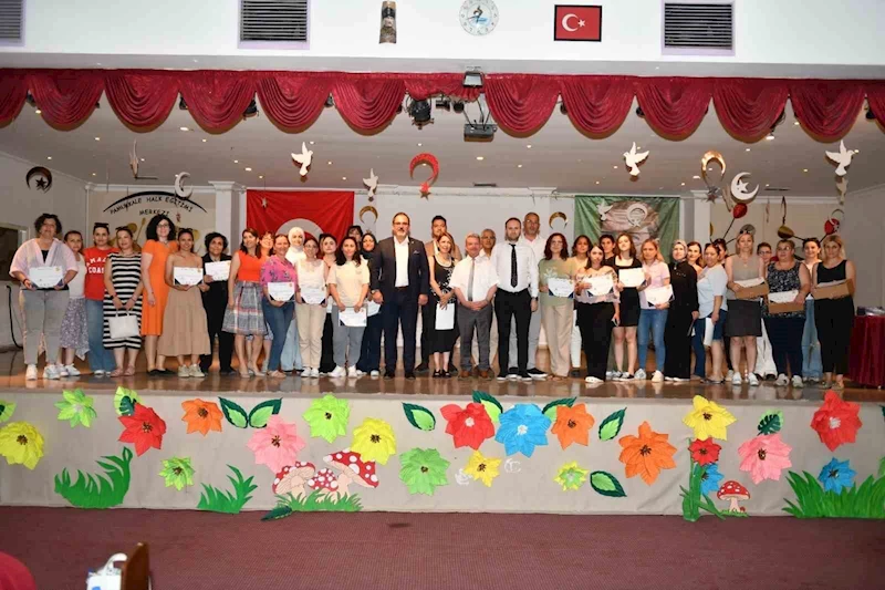 Girişimcilik ve e-ticareti ‘Kadın Işığını Yansıtır’ projesiyle öğrendiler
