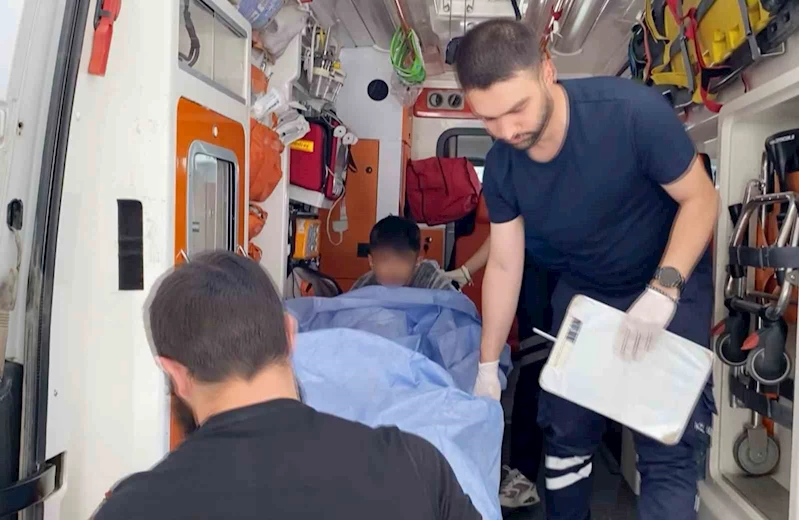 Aksaray’da bıçaklı kavga kanlı bitti: 1 yaralı
