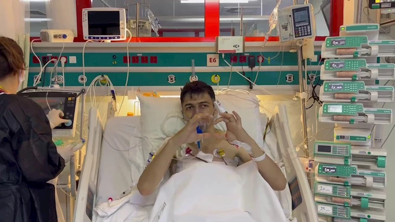 İstanbul Koşuyolu Hastanesi tarihinde bir ilk: Aynı gün akciğer ve karaciğer nakli yapıldı
