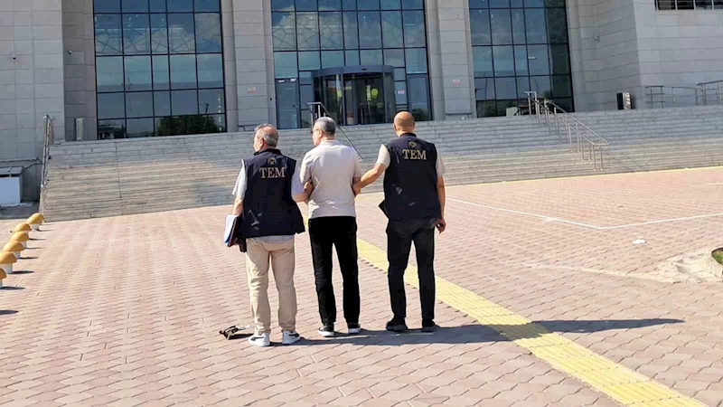 FETÖ firarisi sahte kimlikle yakalandı
