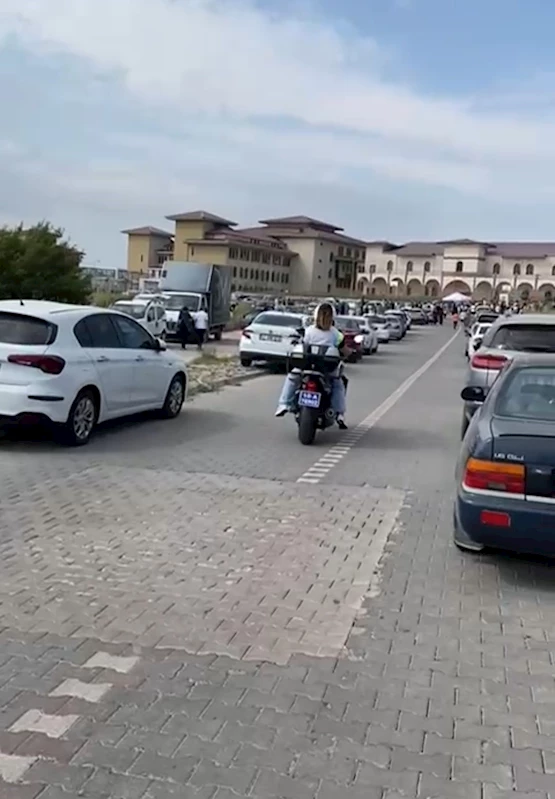 Bandırma’da polis zamana karşı yarıştı, geç kalan öğrenci son anda sınava yetişti
