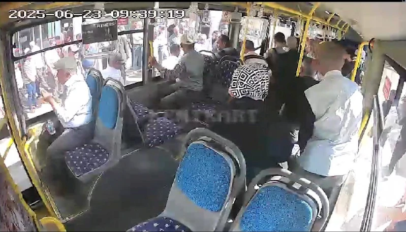 Bayılan yolcu için güzergâhı değil, vicdanın yolunu izledi
