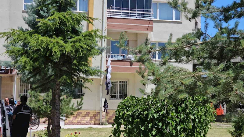 Çamaşır ipi hayat kurtardı
