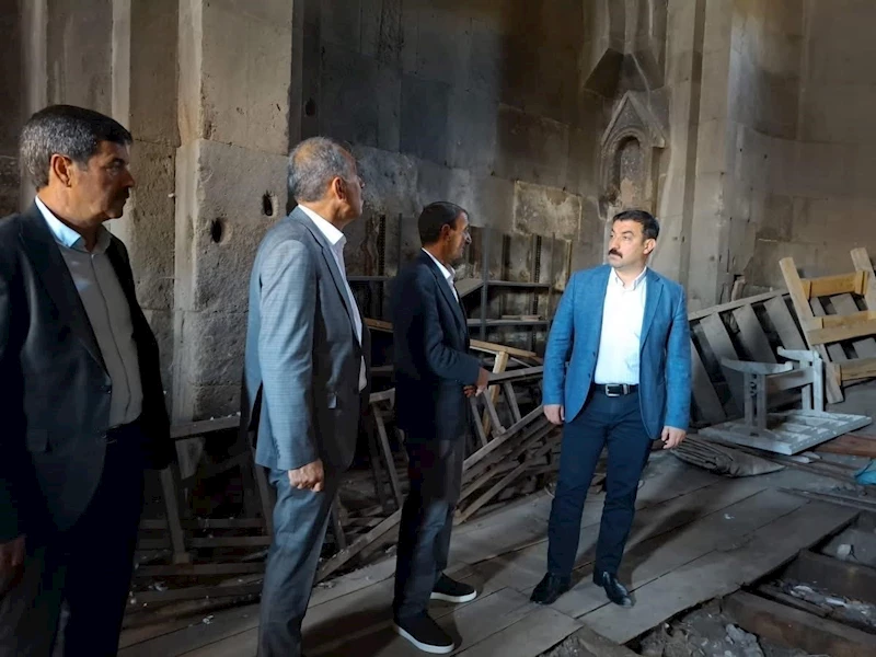 Kaymakam Akköz, köy ziyaretlerini sürdürüyor
