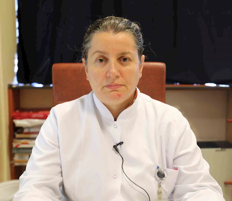 Doç. Dr. Kader Uğur: 