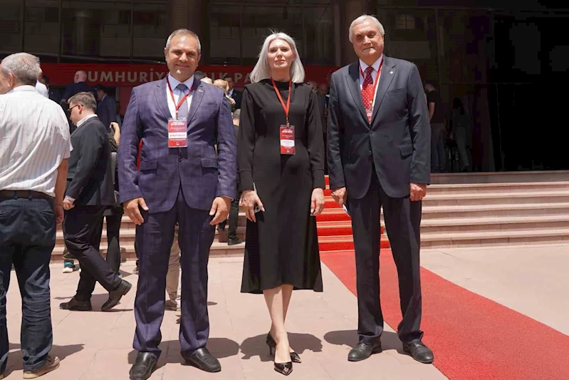 Başkan Subaşı, CHP’li belediye başkanlarıyla Ankara’da bir araya geldi

