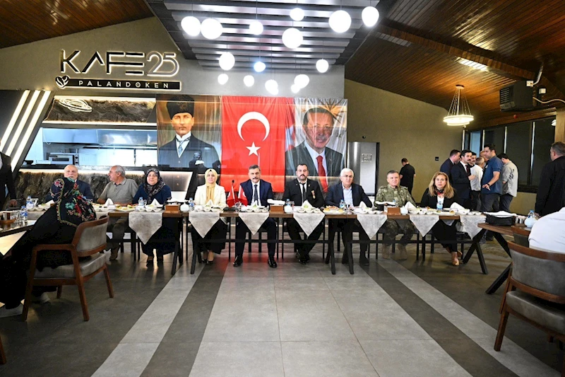 Şehit yakınları ve gaziler onuruna yemek programı düzenlendi
