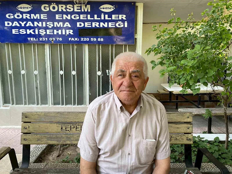Görme engelliler kamu ve yerel yöneticilerden destek istiyor
