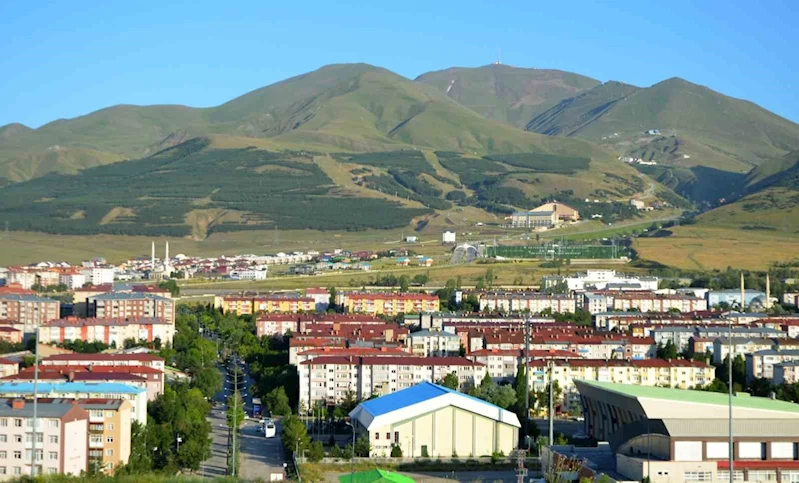 Erzurum göç  vermeye devam ediyor
