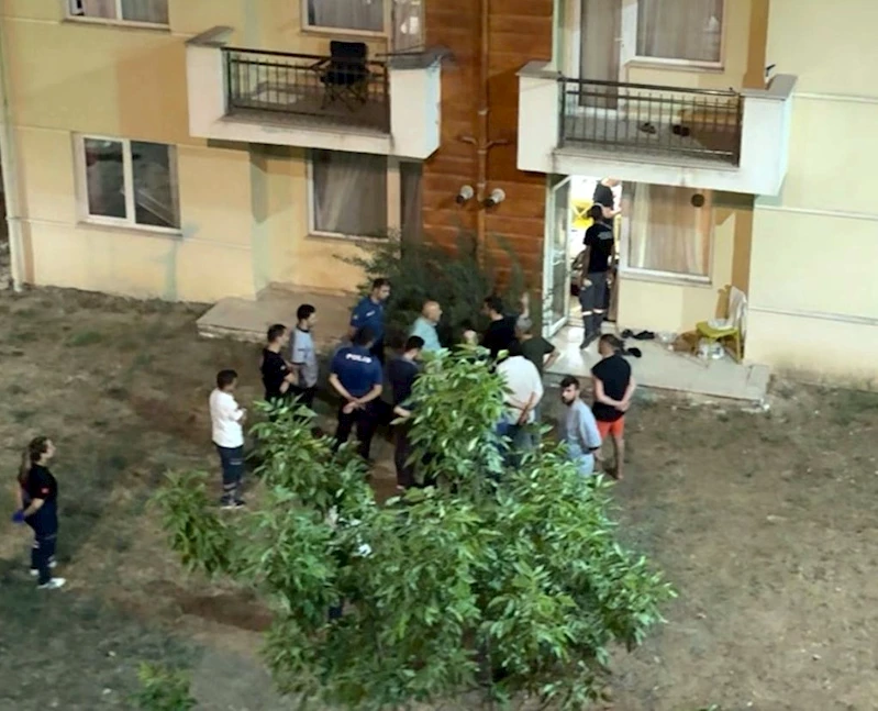 Üniversite öğrencisi yalnız yaşadığı apartın banyosunda ölü bulundu
