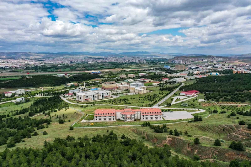 SCÜ Mühendislik Fakültesi’nde 3 farklı bölüme 30’ar kişilik kontenjan açıldı
