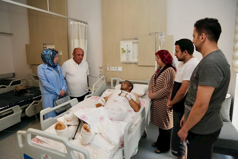 Emniyet Müdürü Demir, yaralı polis memurunu ziyaret etti
