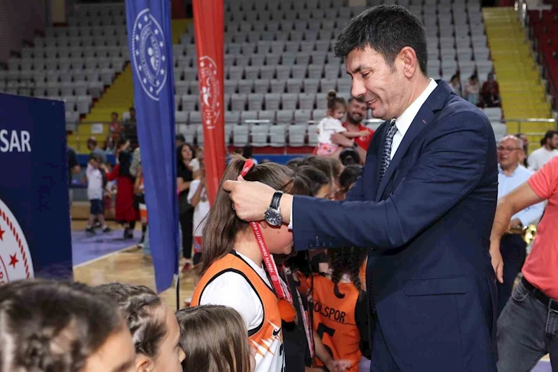 Basketbol müsabakaları sona erdi
