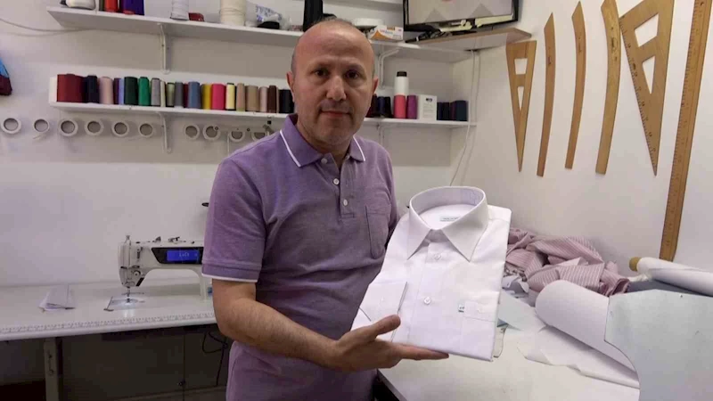 Muhsin Yazıcıoğlu için özel olarak dikmişti, teslim edemediği gömleğe 16 yıldır gözü gibi bakıyor
