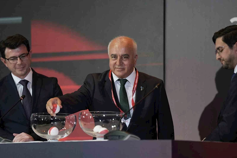 Orhan Dönmez: 