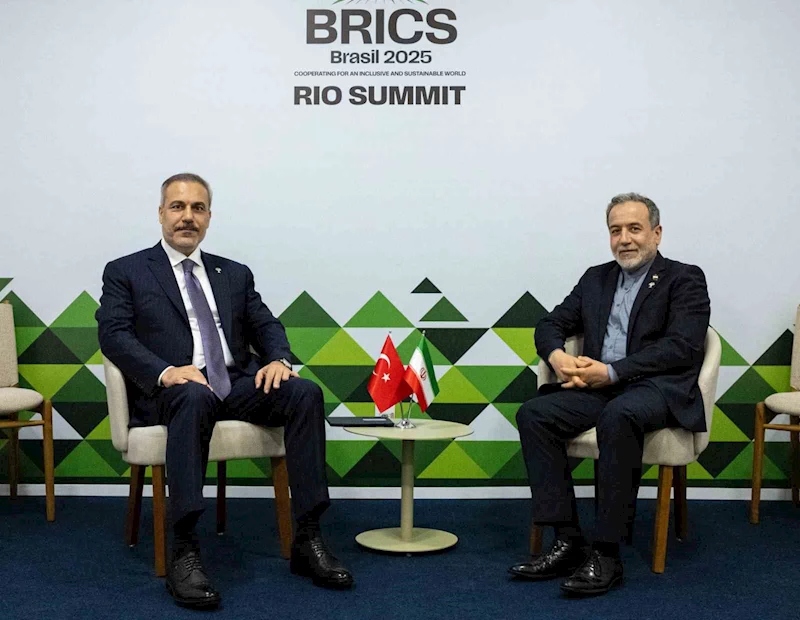 Bakan Fidan, İranlı mevkidaşı Abbas Arakçi ile görüştü
