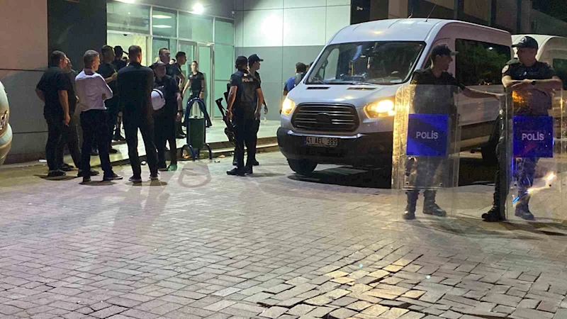 Düğünde iki taraf arasında 