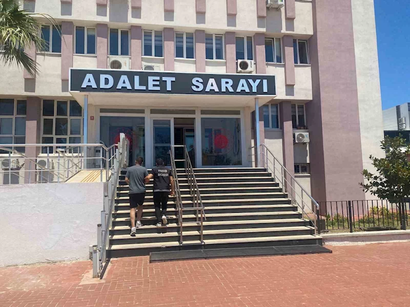 Uslanmayan uyuşturucu satıcısı 4 bin sentetik hapla yine yakalandı
