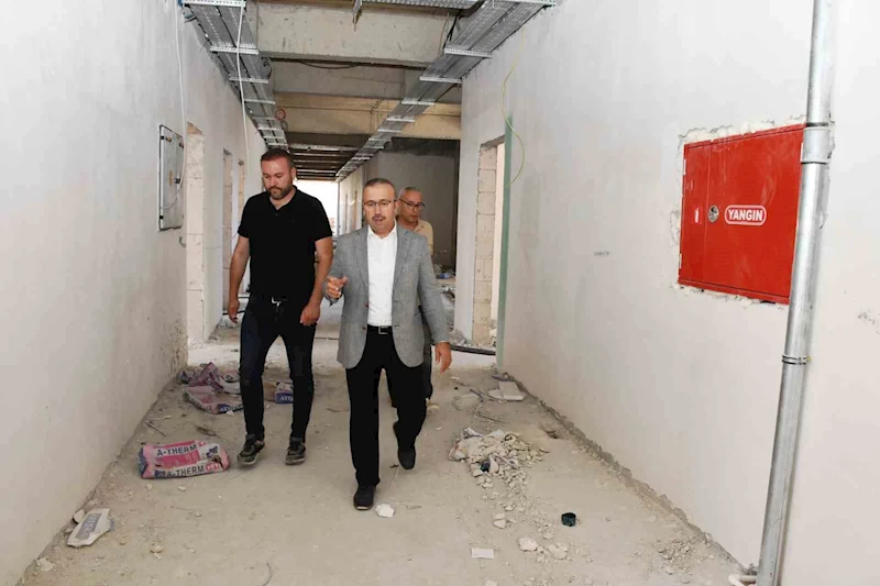 Emek Anadolu Lisesi yükseliyor
