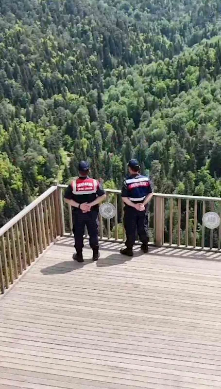 Ormanlar jandarma ve komandoların koruması altında
