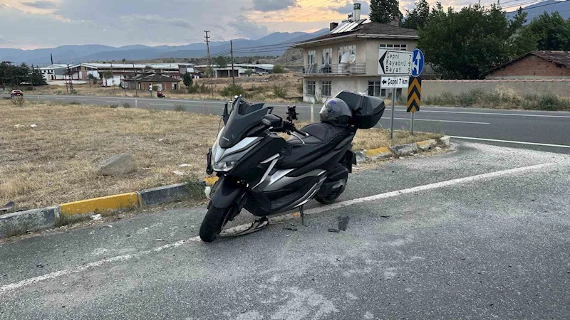D100’da otomobil ile çarpışan motosiklet sürücüsü yaralandı
