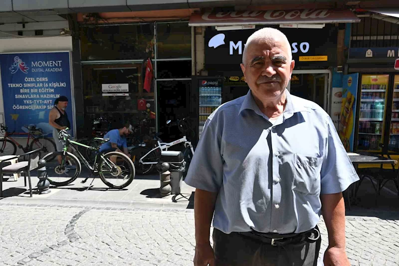 Kanser arkadaşı için baktığı dükkan yanınca eskisinden daha güzel hale getirdi

