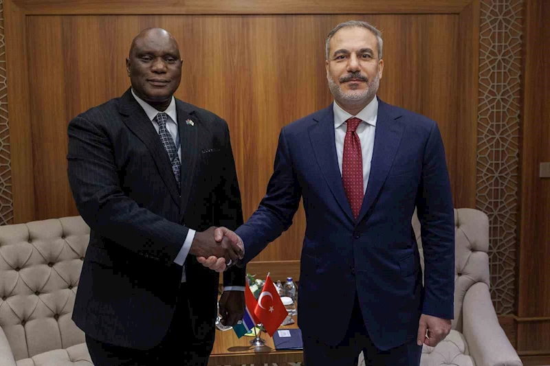 Bakan Fidan, Gambiya Dışişleri Bakanı Njie ile görüştü
