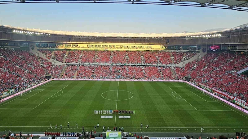 TFF 2. Lig: Bursaspor: 2 - 1461 Trabzon FK: 0
