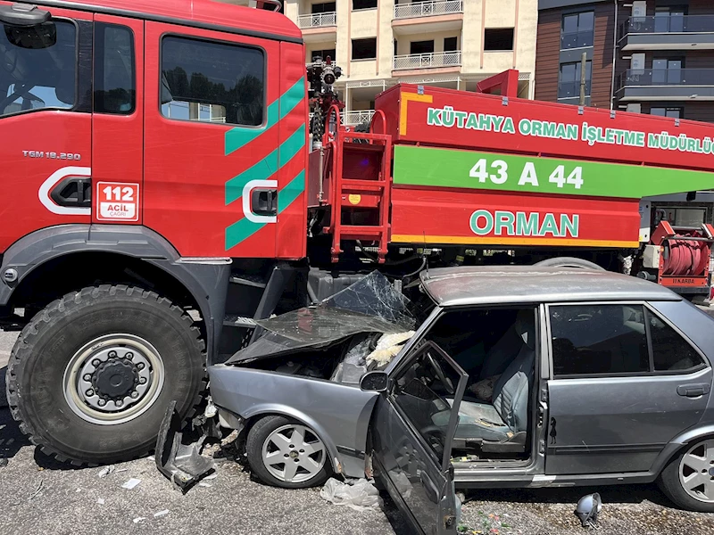 Orman arazözü ile otomobil kavşakta çarpıştı: 1 yaralı
