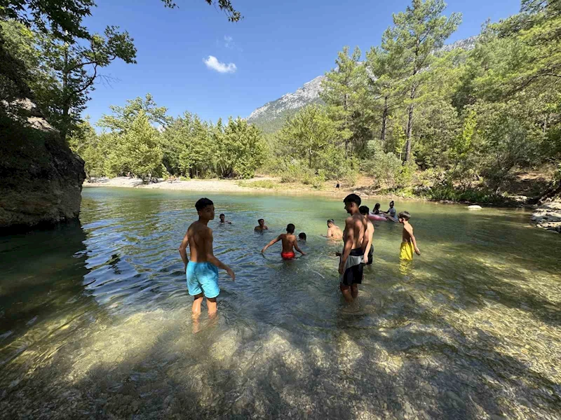 Minik sporcular Ormana Spor Köyü’nde hem spor yaptı hem doğayla buluştu
