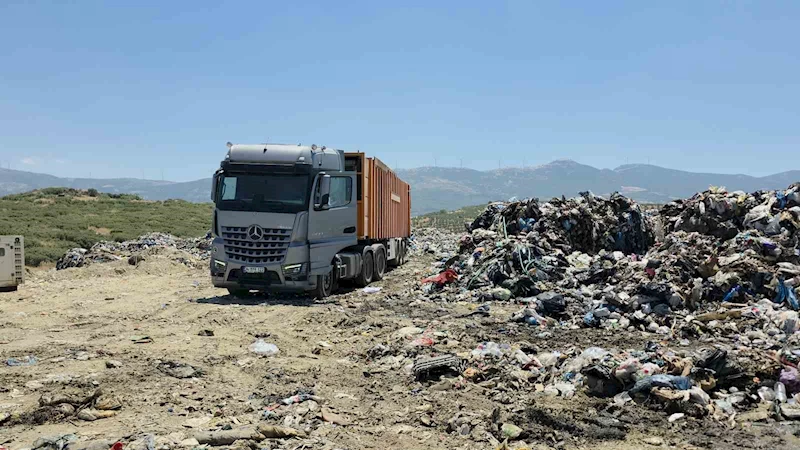 İzmir’in çöpünün Tire’ye dökülmesi krize neden oldu
